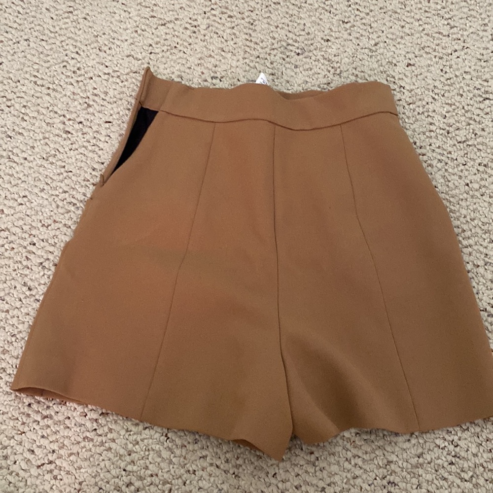 Zara shorts - Picture 3 of 3